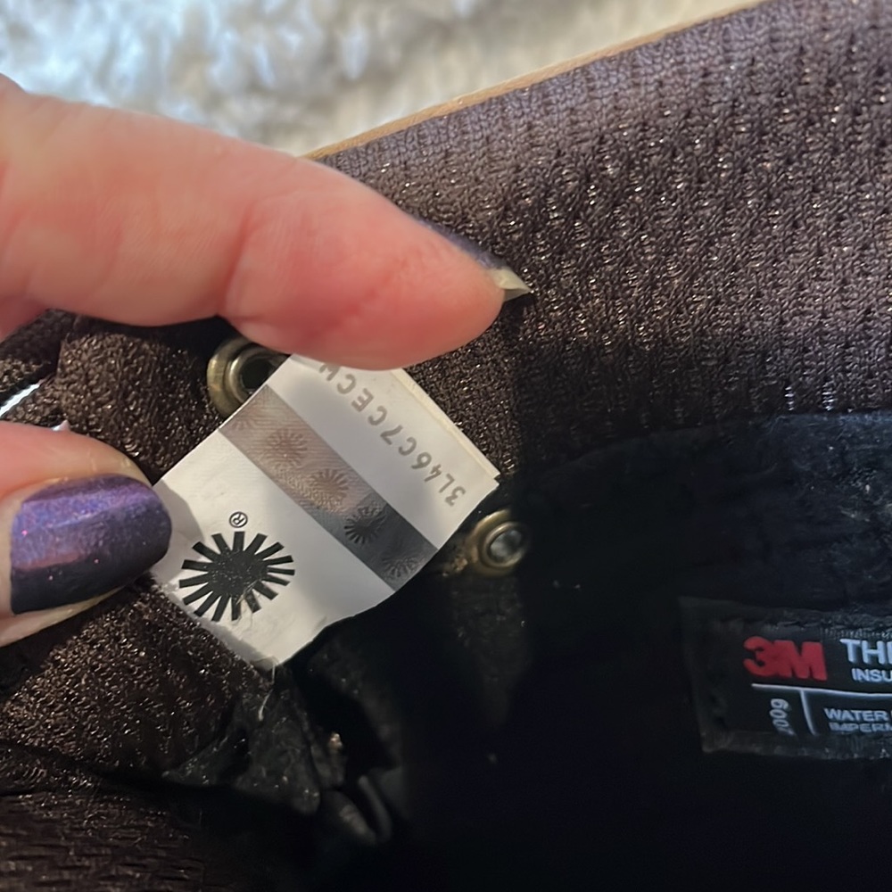 Waterproof Ugg Boots - Picture 7 of 9